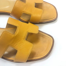Load image into Gallery viewer, HERMES Oran Classic Sandals