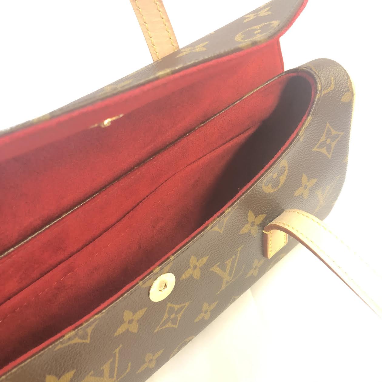 Louis Vuitton Levant Shoulder Bag - Farfetch