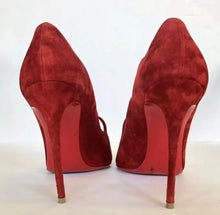 Load image into Gallery viewer, CHRISTIAN LOUBOUTIN Olavague 100 MM Pump